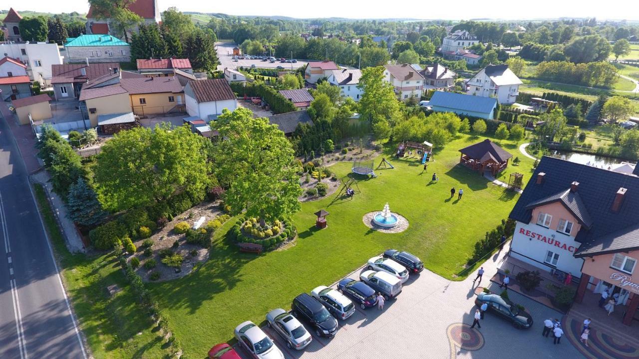 Stopnica Hotel Restauracja Lorenzo מראה חיצוני תמונה